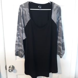 Torrid 3/4 sleeve top